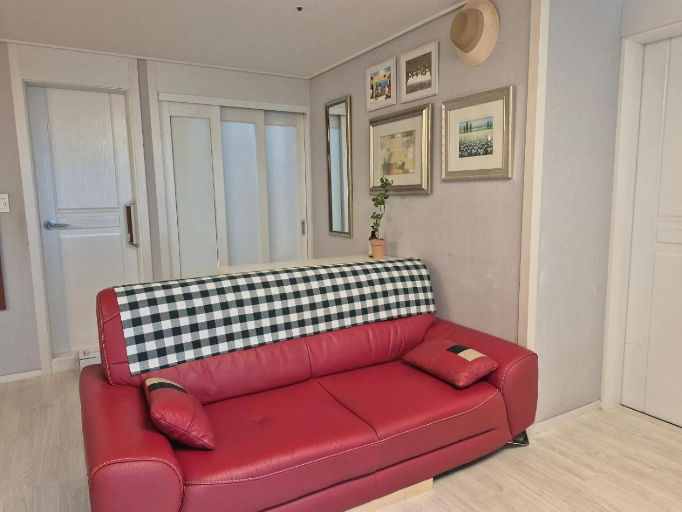 Fine House, 3Rooms, 2Bathrooms, Subway 7Line, #Elevator, #Seongsu Seoul